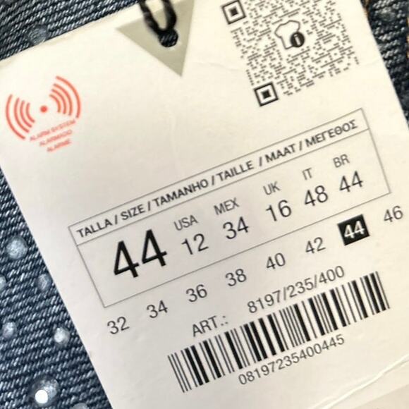 Nwt- Zara OVERSIZE TRF RELAXED TAPERED RHINESTONE JEANS WITH A HIGH WAIS… - Picture 4 of 7